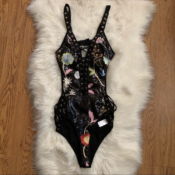 WOW couture Other - Wow Couture Black Floral Sequin One Bodysuit Sm